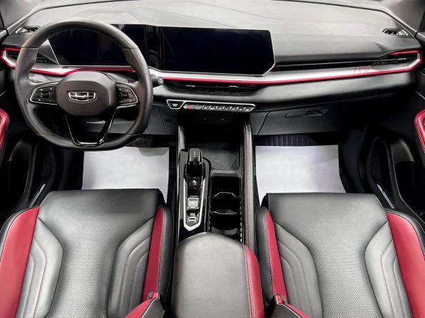 Geely Coolray I Рестайлинг с пробегом 2024 года, цена 2 095 000 рублей, 12259 км, внедорожник, Автокод Объявления