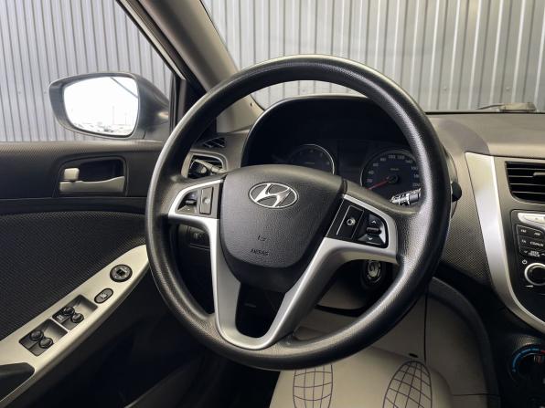 Hyundai Solaris I с пробегом 2011 года, цена 775 000 рублей, 110327 км, хэтчбек, Автокод Объявления