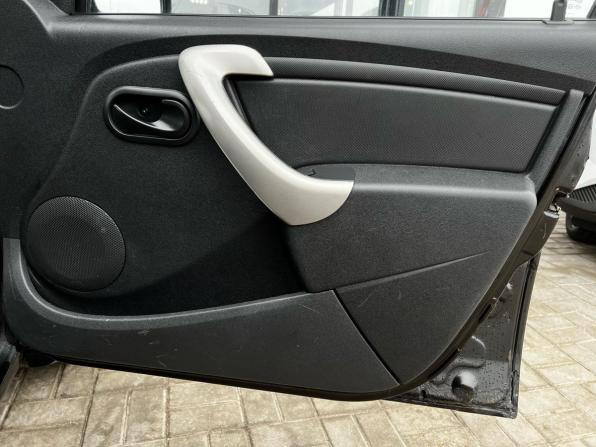 Renault Logan I Рестайлинг с пробегом 2012 года, цена 367 777 рублей, 440000 км, седан, Автокод Объявления