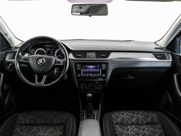 Skoda Rapid I Рестайлинг с пробегом 2018 года, цена 1 599 000 рублей, 69046 км, лифтбек, Автокод Объявления