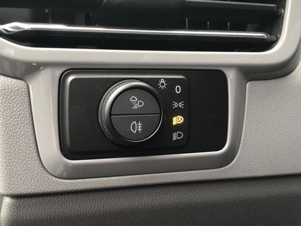 Volkswagen Caravelle T7 с пробегом 2025 года, цена 9 650 000 рублей, 678 км, минивэн, Автокод Объявления