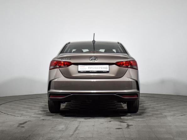 Hyundai Solaris II Рестайлинг с пробегом 2021 года, цена 1 139 000 рублей, 209923 км, седан, Автокод Объявления