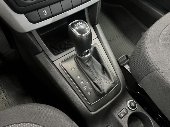 Skoda Yeti I Рестайлинг с пробегом 2015 года, цена 1 199 000 рублей, 226664 км, внедорожник, Автокод Объявления