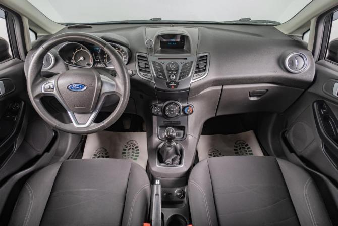 Ford Fiesta Mk6 Рестайлинг с пробегом 2015 года, цена 749 000 рублей, 137000 км, седан, Автокод Объявления