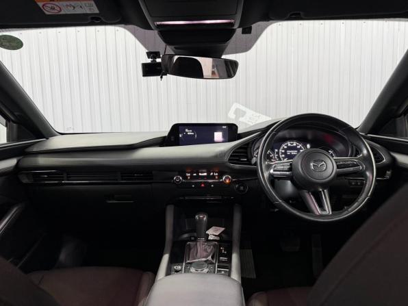Mazda 3 IV (BP) с пробегом 2020 года, цена 1 547 000 рублей, 60039 км, хэтчбек, Автокод Объявления
