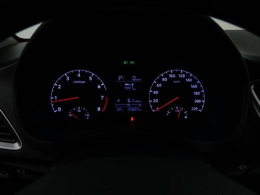 Hyundai Solaris II Москва  - изображение 18