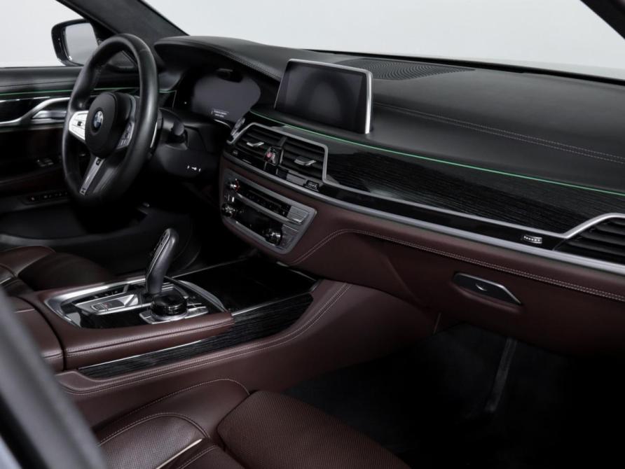 BMW 7 серии VI (G11/G12) Рестайлинг Москва  - изображение 1