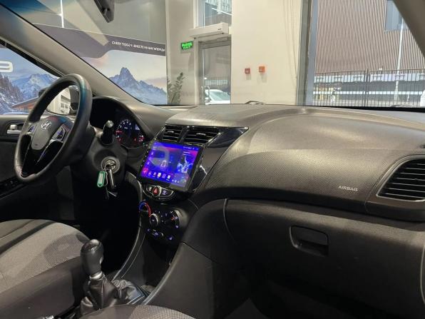 Hyundai Solaris I с пробегом 2012 года, цена 535 000 рублей, 219428 км, седан, Автокод Объявления