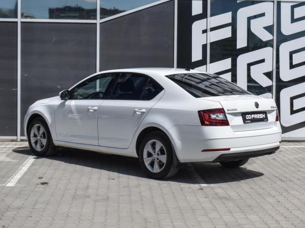 Skoda Octavia III (A7) Рестайлинг с пробегом 2017 года, цена 1 648 000 рублей, 162330 км, лифтбек, Автокод Объявления
