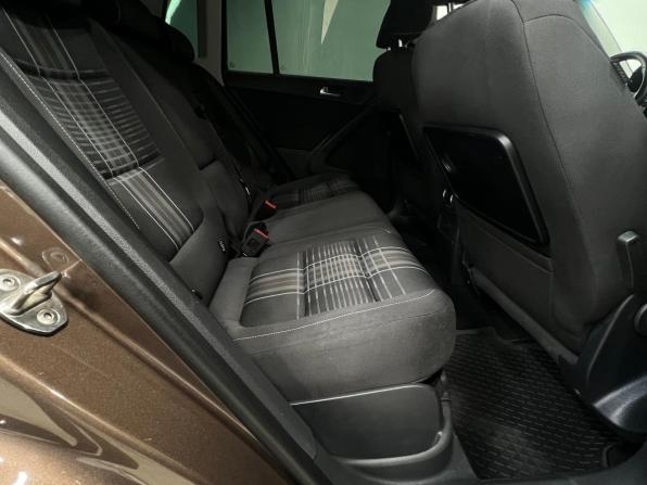 Volkswagen Tiguan I Рестайлинг с пробегом 2015 года, цена 1 635 000 рублей, 165000 км, внедорожник, Автокод Объявления