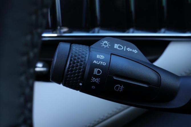 Geely Atlas II с пробегом 2023 года, цена 2 590 000 рублей, 45300 км, внедорожник, Автокод Объявления