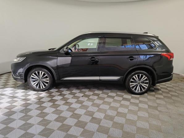 Mitsubishi Outlander III Рестайлинг 3 с пробегом 2020 года, цена 1 999 000 рублей, 188451 км, внедорожник, Автокод Объявления