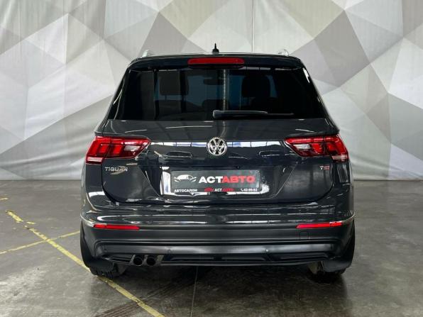 Volkswagen Tiguan II с пробегом 2017 года, цена 1 950 000 рублей, 160023 км, внедорожник, Автокод Объявления