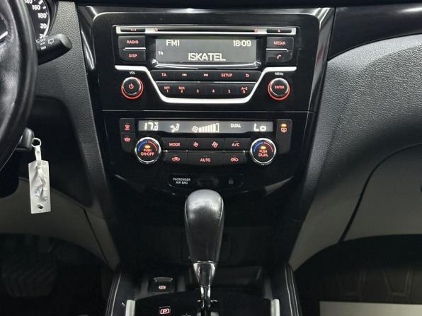 Nissan Qashqai II с пробегом 2018 года, цена 1 785 000 рублей, 146155 км, внедорожник, Автокод Объявления