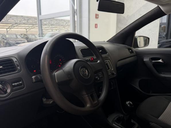 Volkswagen Polo V с пробегом 2014 года, цена 560 000 рублей, 165145 км, седан, Автокод Объявления