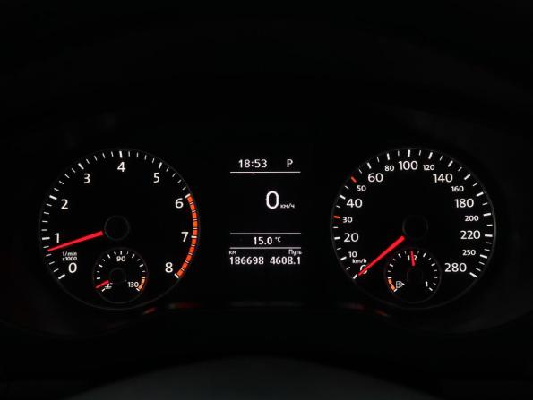 Volkswagen Jetta VI с пробегом 2014 года, цена 1 049 000 рублей, 186700 км, седан, Автокод Объявления