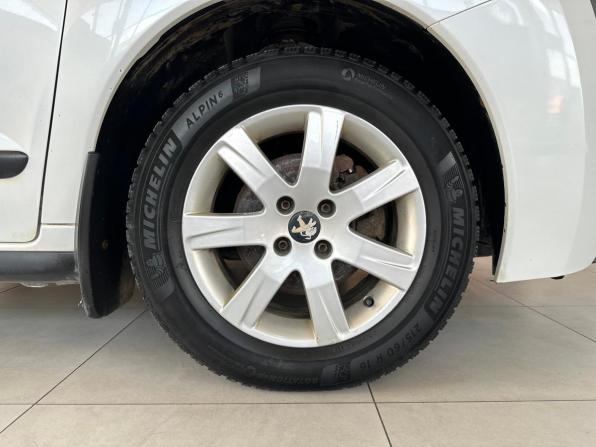 Peugeot 3008 I с пробегом 2010 года, цена 690 000 рублей, 122000 км, внедорожник, Автокод Объявления