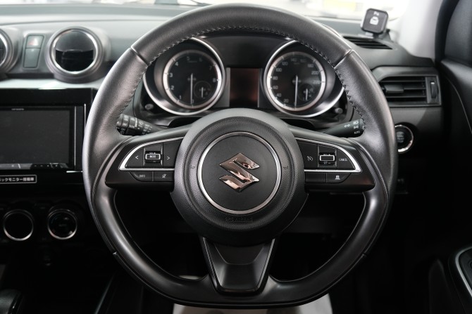 Suzuki Swift V с пробегом 2019 года, цена 1 349 000 рублей, 53000 км, хэтчбек, Автокод Объявления