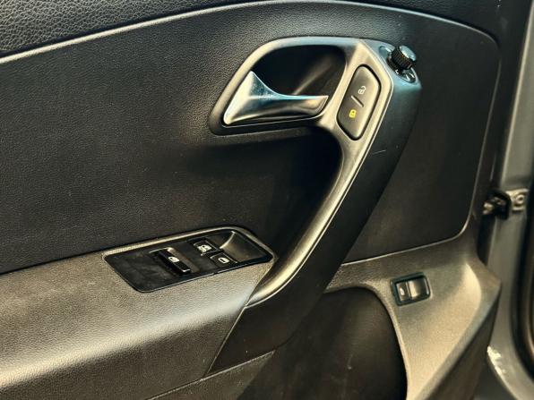 Volkswagen Polo V с пробегом 2012 года, цена 550 000 рублей, 267000 км, седан, Автокод Объявления
