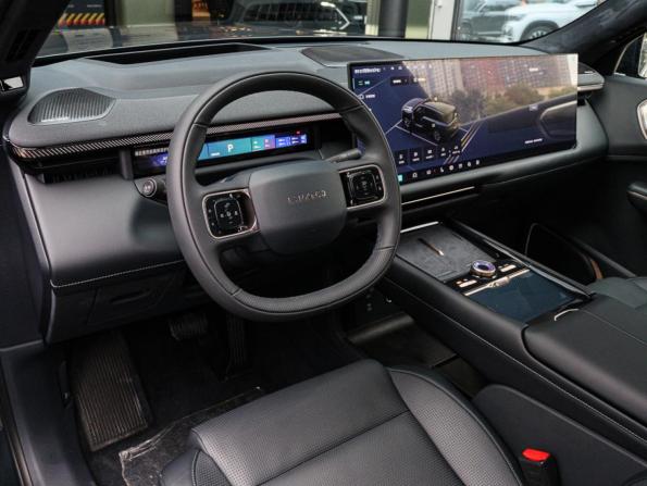 Lynk &amp; Co 900 с пробегом 2025 года, цена 7 700 000 рублей, 2500 км, внедорожник, Автокод Объявления