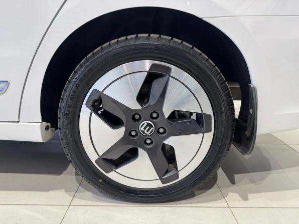 Evolute i-PRO с пробегом 2022 года, цена 1 270 000 рублей, 41012 км, седан, Автокод Объявления