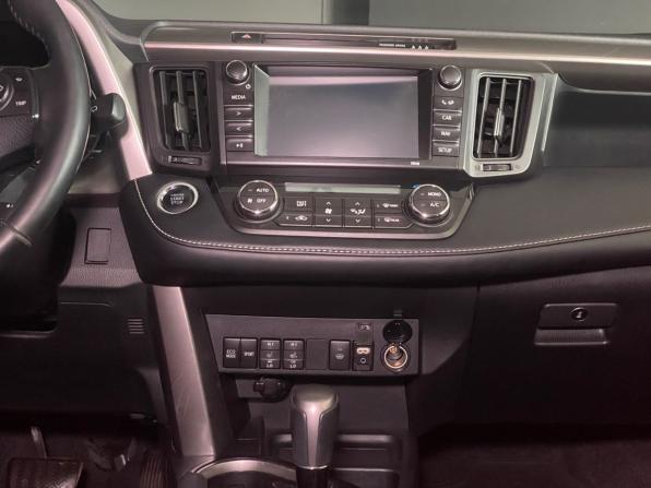 Toyota RAV4 IV (XA40) Рестайлинг с пробегом 2019 года, цена 2 199 000 рублей, 147547 км, внедорожник, Автокод Объявления