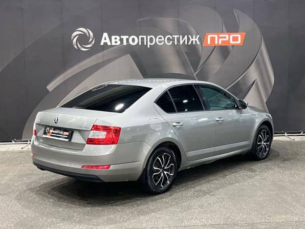 Skoda Octavia III (A7) с пробегом 2015 года, цена 950 000 рублей, 189262 км, лифтбек, Автокод Объявления
