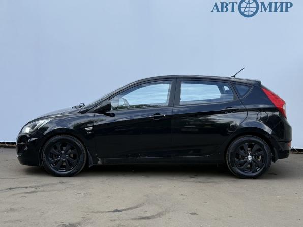 Hyundai Solaris I с пробегом 2013 года, цена 880 000 рублей, 132815 км, хэтчбек, Автокод Объявления