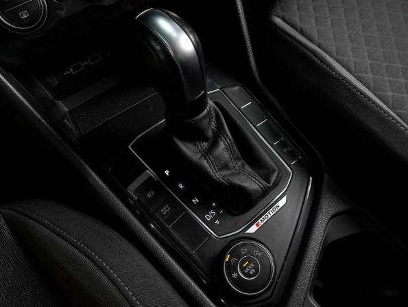 Volkswagen Tiguan II с пробегом 2020 года, цена 3 159 000 рублей, 35807 км, внедорожник, Автокод Объявления