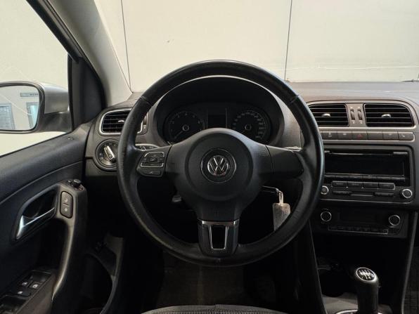 Volkswagen Polo V с пробегом 2011 года, цена 960 000 рублей, 182422 км, седан, Автокод Объявления