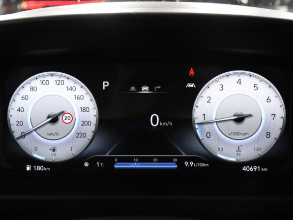 Hyundai Bayon I с пробегом 2023 года, цена 2 079 000 рублей, 40689 км, внедорожник, Автокод Объявления