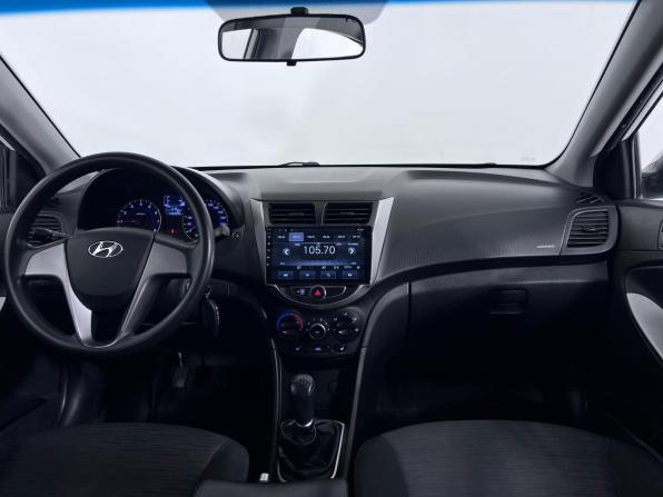 Hyundai Solaris I Рестайлинг с пробегом 2015 года, цена 950 000 рублей, 136500 км, седан, Автокод Объявления