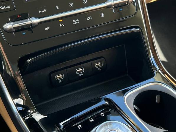 Kia Carnival IV с пробегом 2021 года, цена 4 140 000 рублей, 123713 км, минивэн, Автокод Объявления