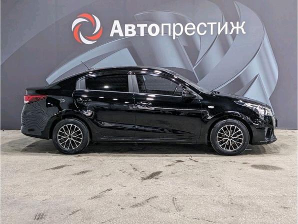 Kia Rio IV Рестайлинг с пробегом 2021 года, цена 1 545 000 рублей, 110000 км, седан, Автокод Объявления