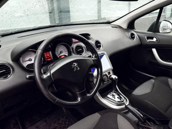 Peugeot 308 I Рестайлинг с пробегом 2012 года, цена 395 000 рублей, 380000 км, хэтчбек, Автокод Объявления
