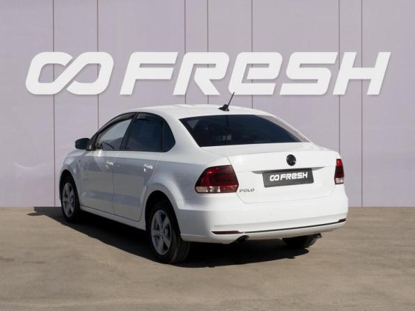 Volkswagen Polo V Рестайлинг с пробегом 2017 года, цена 1 099 000 рублей, 89592 км, седан, Автокод Объявления