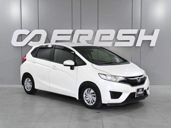 Honda Fit III Рестайлинг с пробегом 2017 года, цена 1 079 000 рублей, 150212 км, хэтчбек, Автокод Объявления