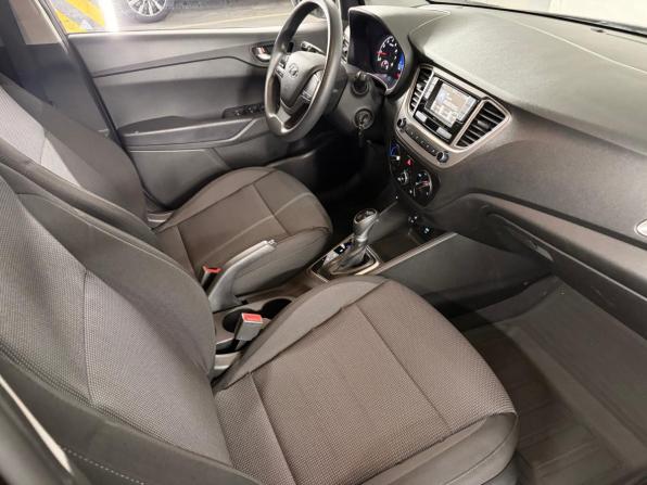 Hyundai Solaris II Рестайлинг с пробегом 2021 года, цена 1 625 000 рублей, 47106 км, седан, Автокод Объявления