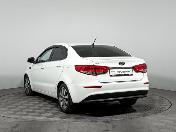 Kia Rio III Рестайлинг с пробегом 2016 года, цена 900 000 рублей, 211754 км, седан, Автокод Объявления