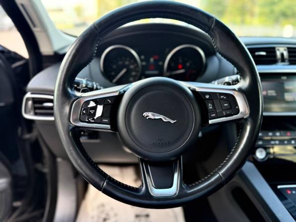 Jaguar F-Pace I с пробегом 2017 года, цена 2 399 000 рублей, 109075 км, внедорожник, Автокод Объявления