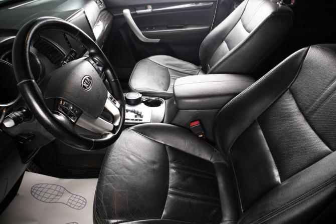 Kia Sorento II с пробегом 2011 года, цена 1 299 000 рублей, 241000 км, внедорожник, Автокод Объявления