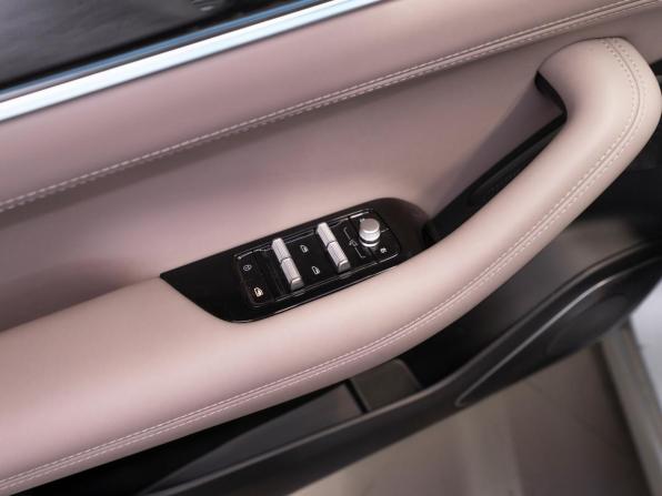 Geely Atlas II с пробегом 2026 года, цена 3 350 000 рублей, 50 км, внедорожник, Автокод Объявления