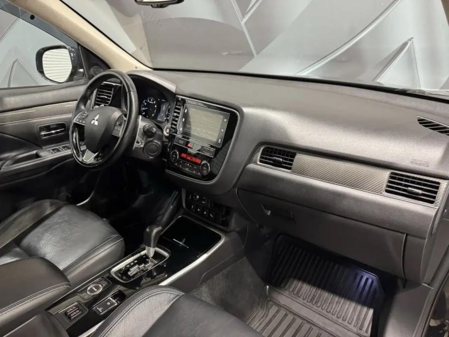 Mitsubishi Outlander III Рестайлинг 3 Пермь  - изображение 14