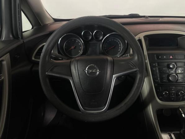 Opel Astra J с пробегом 2011 года, цена 620 000 рублей, 192075 км, хэтчбек, Автокод Объявления