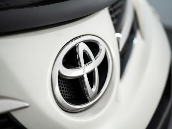 Toyota RAV4 IV (XA40) с пробегом 2013 года, цена 2 142 000 рублей, 180743 км, внедорожник, Автокод Объявления
