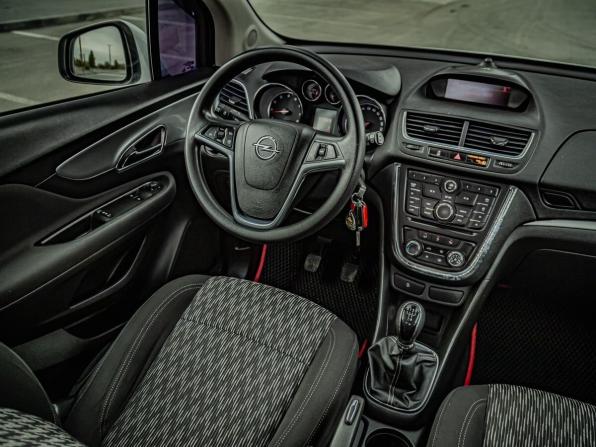 Opel Mokka I с пробегом 2014 года, цена 979 000 рублей, 129877 км, внедорожник, Автокод Объявления