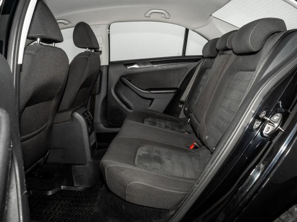 Volkswagen Jetta VI Рестайлинг с пробегом 2016 года, цена 1 560 000 рублей, 49147 км, седан, Автокод Объявления