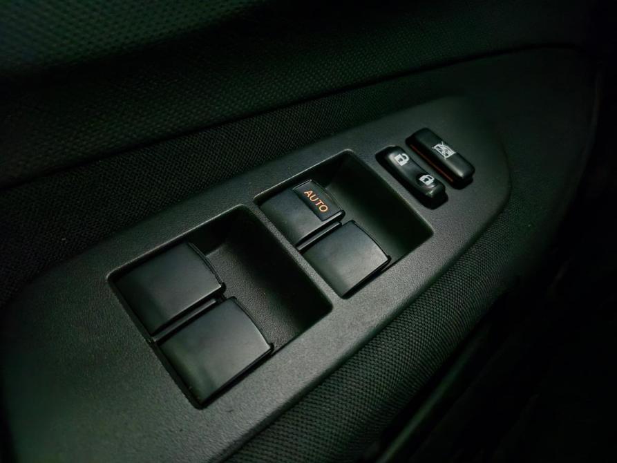 Toyota Auris I Альметьевск  - изображение 11