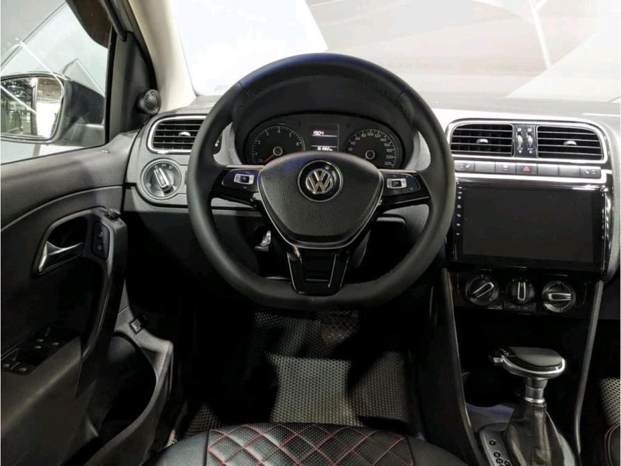 Volkswagen Polo V Рестайлинг Пермь  - изображение 15