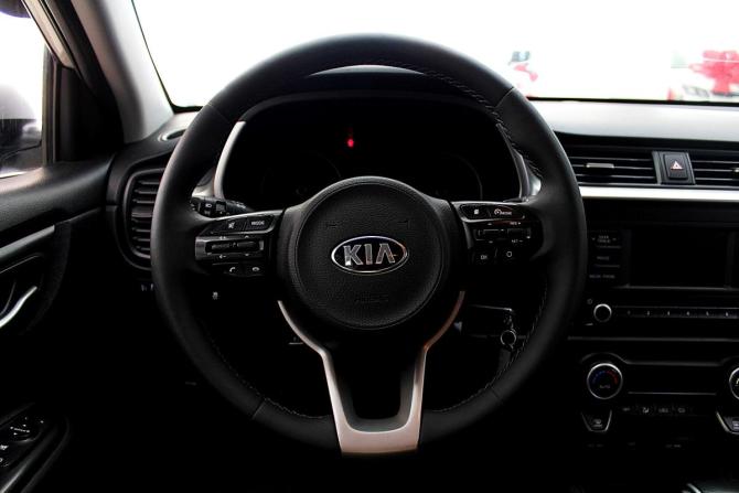 Kia Rio IV Рестайлинг с пробегом 2020 года, цена 1 699 000 рублей, 112000 км, седан, Автокод Объявления